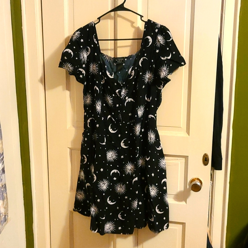 Celestial hot topic dress